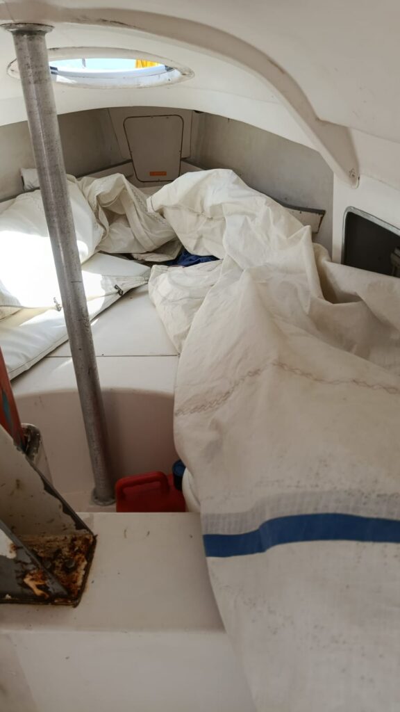 skipper-21-cabine-interna